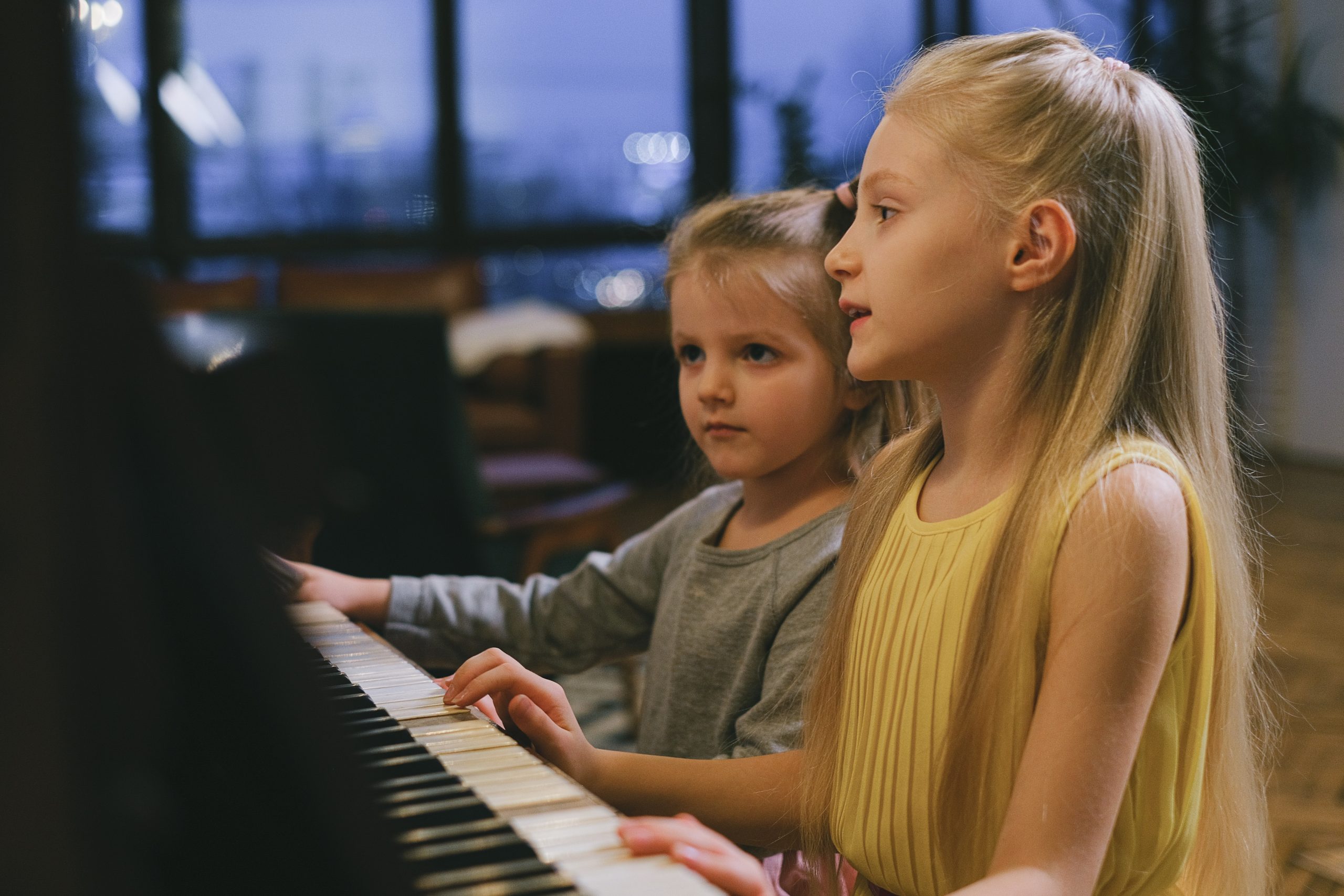 Lợi ích của học đàn piano có thể cha mẹ chưa biết
